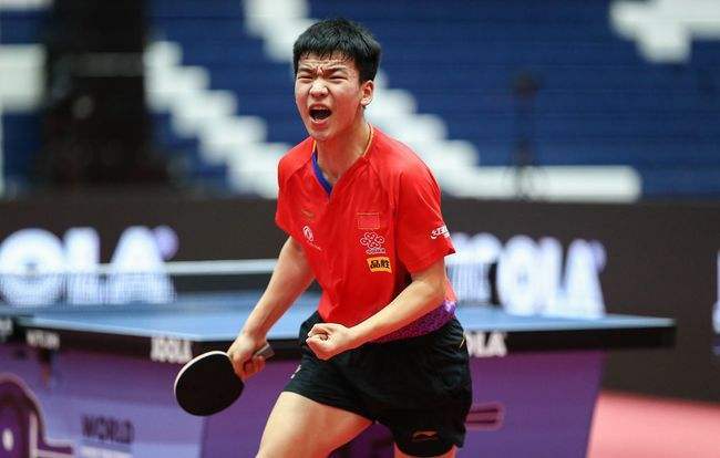 体育威海临港区第一届中小学生棒垒球联赛开幕式举行